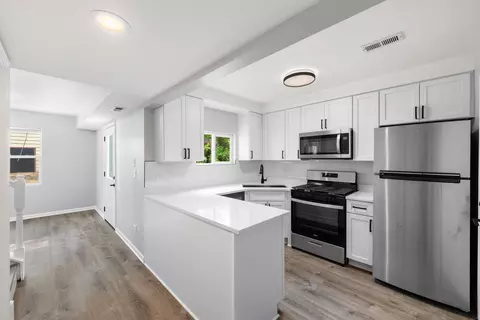 Kitchen - 15622 Millard Ave, Markham, IL 60428 photo 4 of 4