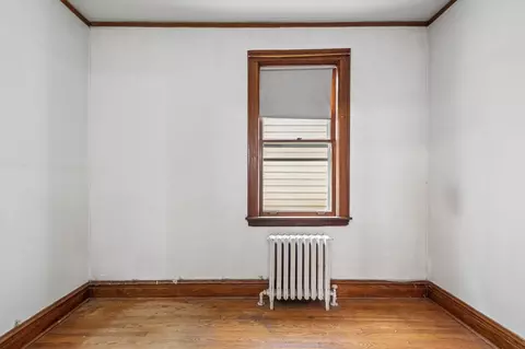 3039 N Gresham Ave, Chicago, IL 60618 photo 11