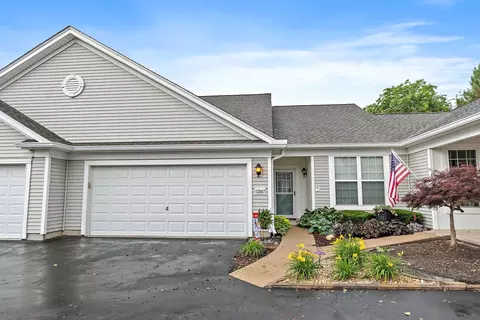 12587 Rock Island Trl, Huntley, IL 60142