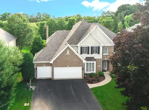6430 Clarendon Hills Rd, Willowbrook, IL 60527