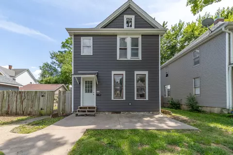 709 W 16th St, Davenport, IA 52804