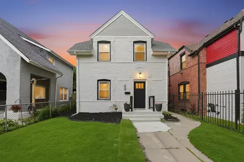 8742 S Wabash Ave, Chicago, IL 60619