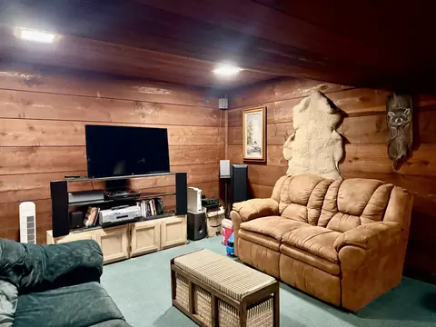 Living - 7 Westminster Dr, Spring Valley, IL 61362 photo 10 of 10