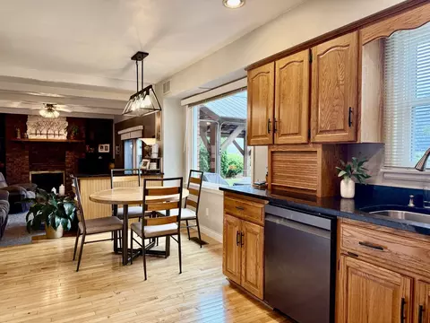Kitchen - 7 Westminster Dr, Spring Valley, IL 61362 photo 1 of 7