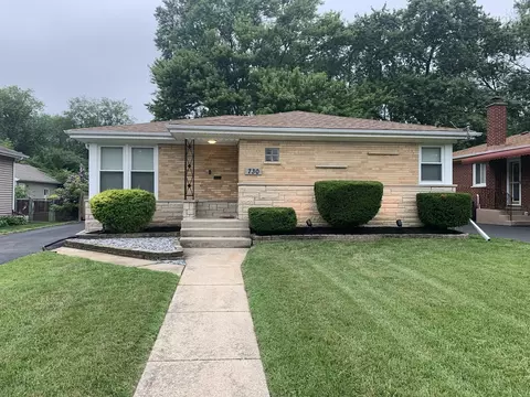 730 S Monterey Ave, Villa Park, IL 60181
