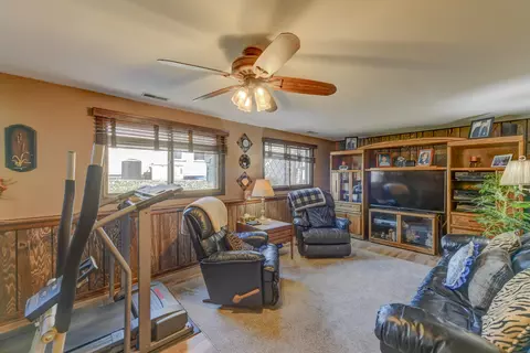 Living - 181 W 28th St, South Chicago Heights, IL 60411 photo 4 of 4