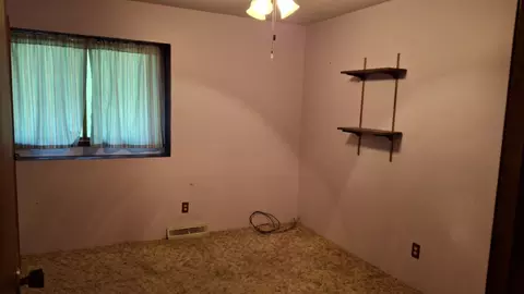 Bedroom - 2580 E 450th Rd, Oglesby, IL 61348 photo 5 of 6