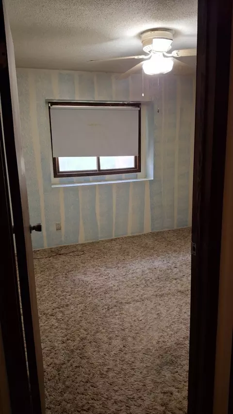 Bedroom - 2580 E 450th Rd, Oglesby, IL 61348 photo 3 of 6