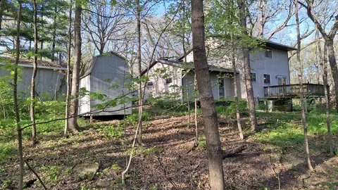 Exterior - 2580 E 450th Rd, Oglesby, IL 61348 photo 3 of 13