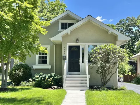 4941 Oakwood Ave, Downers Grove, IL 60515