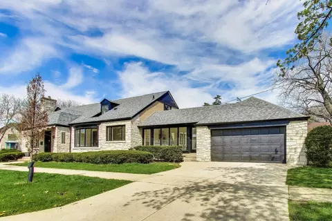 Exterior - 1503 Clinton Pl, River Forest, IL 60305 photo 2 of 9
