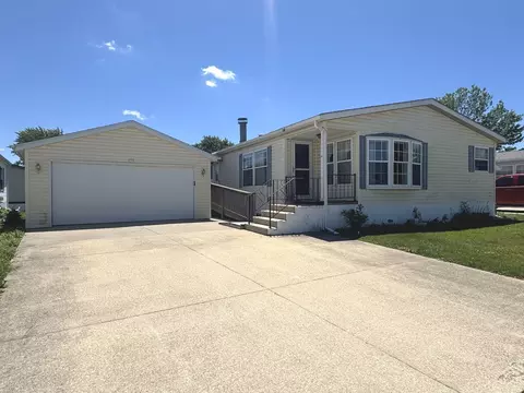 155 Scarlet Dr #155, Manteno, IL 60950
