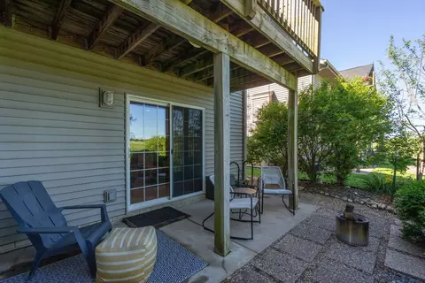 Exterior - 1636 E Lomar St, Eldridge, IA 52748 photo 9 of 12