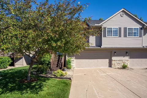 Exterior - 1636 E Lomar St, Eldridge, IA 52748 photo 2 of 12