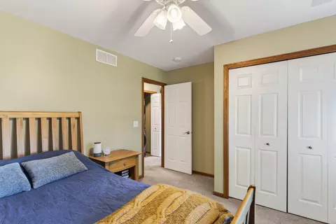 Bedroom - 1636 E Lomar St, Eldridge, IA 52748 photo 4 of 4