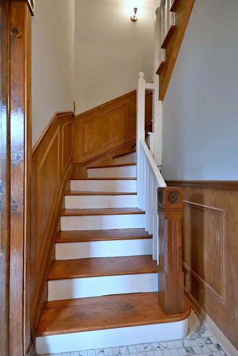 Entry Way - 6424 Sinclair Ave, Berwyn, IL 60402 photo 5 of 6