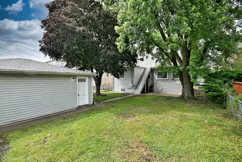 Exterior - 6424 Sinclair Ave, Berwyn, IL 60402 photo 7 of 11