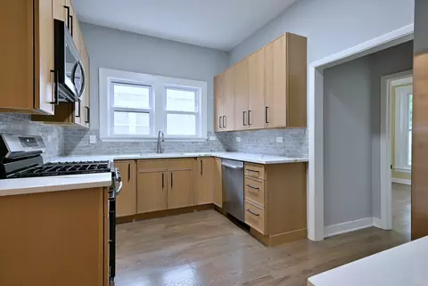 Kitchen - 6424 Sinclair Ave, Berwyn, IL 60402 photo 2 of 11