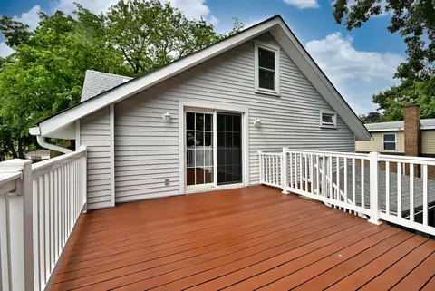 Exterior - 6424 Sinclair Ave, Berwyn, IL 60402 photo 10 of 11