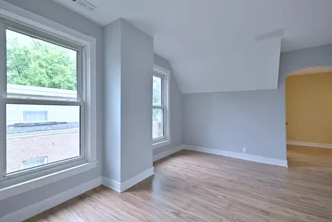 Bedroom - 6424 Sinclair Ave, Berwyn, IL 60402 photo 5 of 14