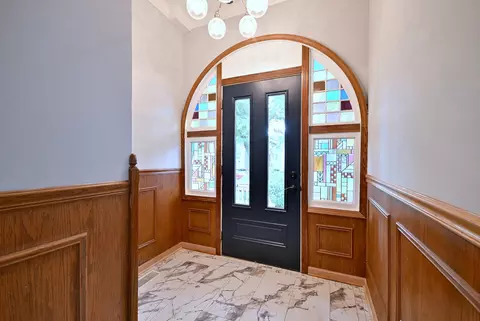 Entry Way - 6424 Sinclair Ave, Berwyn, IL 60402 photo 1 of 6