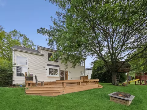 Exterior - 7943 Dada Dr, Gurnee, IL 60031 photo 6 of 6