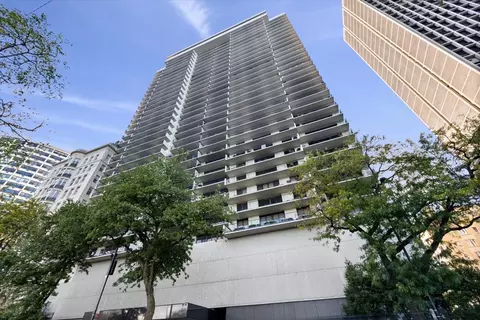 1212 N Lake Shore Dr #6BN, Chicago, IL 60610