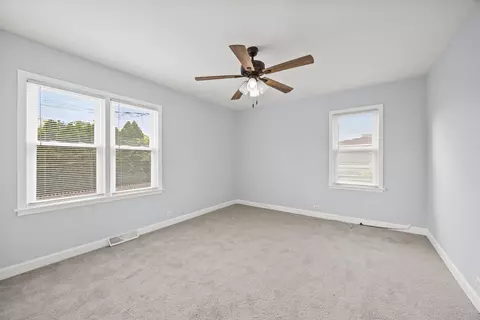 Bedroom - 939 Long Rd, Glenview, IL 60025 photo 4 of 7