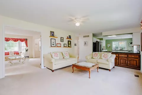 Other - 1438 Della Dr, Hoffman Estates, IL 60169 photo 2 of 11