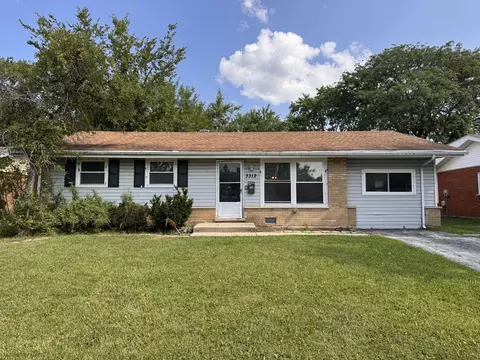 3312 Maple Ln, Hazel Crest, IL 60429
