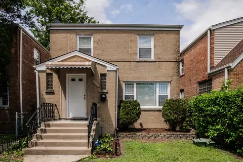 10048 S Saint Lawrence Ave, Chicago, IL 60628
