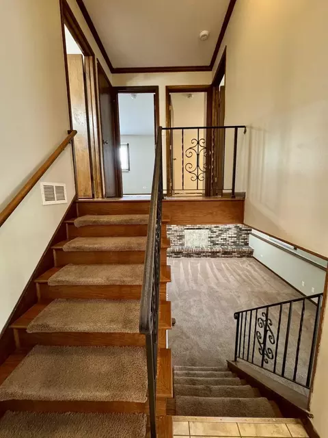 Entry Way - 17945 Maple St, Lansing, IL 60438 photo 1 of 1