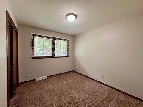 Bedroom - 17945 Maple St, Lansing, IL 60438 photo 6 of 11