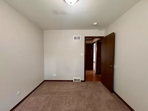Bedroom - 17945 Maple St, Lansing, IL 60438 photo 9 of 11