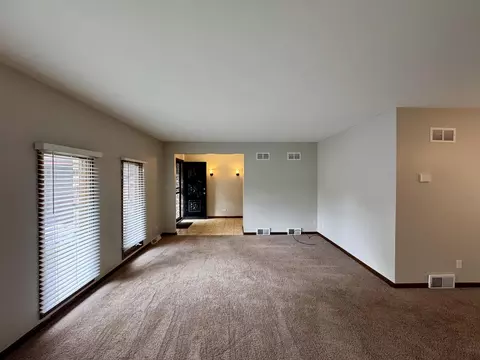 Living - 17945 Maple St, Lansing, IL 60438 photo 4 of 6