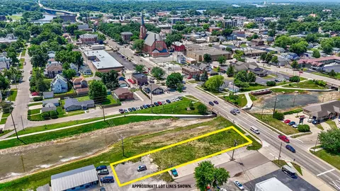 1230 Columbus St, Ottawa, IL 61350