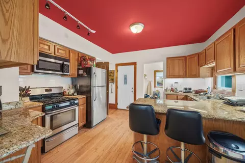 Kitchen - 4029 Amelia Ave, Lyons, IL 60534 photo 1 of 3