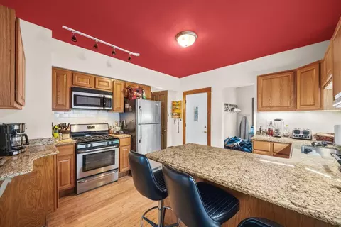 Kitchen - 4029 Amelia Ave, Lyons, IL 60534 photo 3 of 3