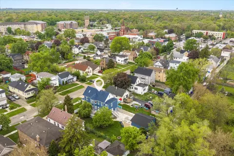 View/Area - 4029 Amelia Ave, Lyons, IL 60534 photo 2 of 6