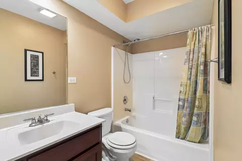 Bath - 16324 Hidden River Dr, Plainfield, IL 60586 photo 3 of 8