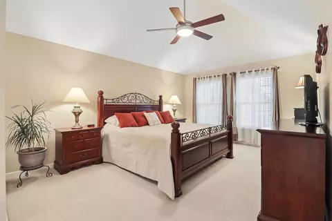 Bedroom - 16324 Hidden River Dr, Plainfield, IL 60586 photo 4 of 6