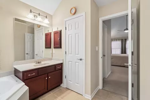 Entry Way - 16324 Hidden River Dr, Plainfield, IL 60586 photo 3 of 4