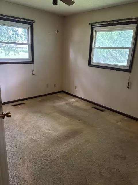 Bedroom - 301 S 2nd St, Walnut, IL 61376 photo 4 of 4