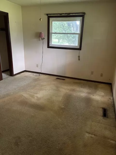 Bedroom - 301 S 2nd St, Walnut, IL 61376 photo 3 of 4