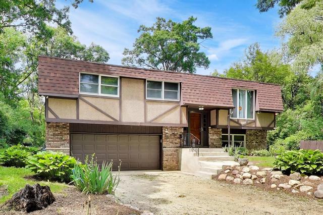 8808 Hickory Ln, Wonder Lake, IL 60097