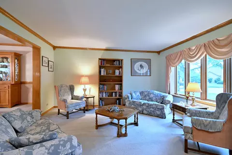 Living - 213 John Dr, Bartlett, IL 60103 photo 1 of 7