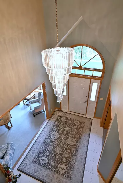 Entry Way - 213 John Dr, Bartlett, IL 60103 photo 4 of 4