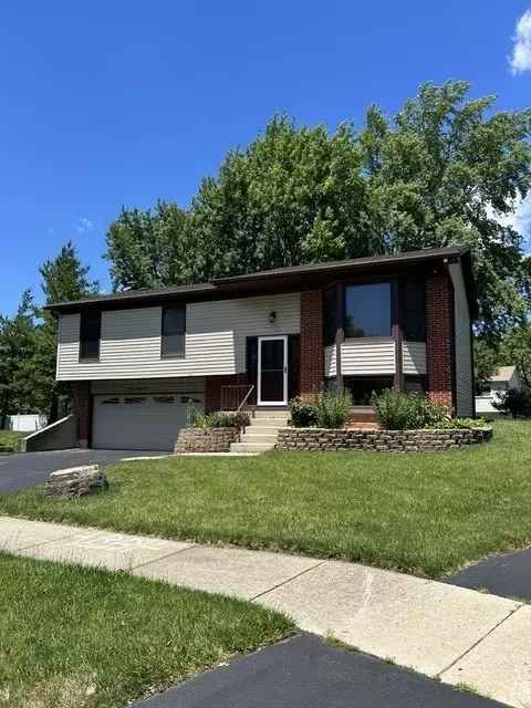 329 Shield Ct, Bolingbrook, IL 60440
