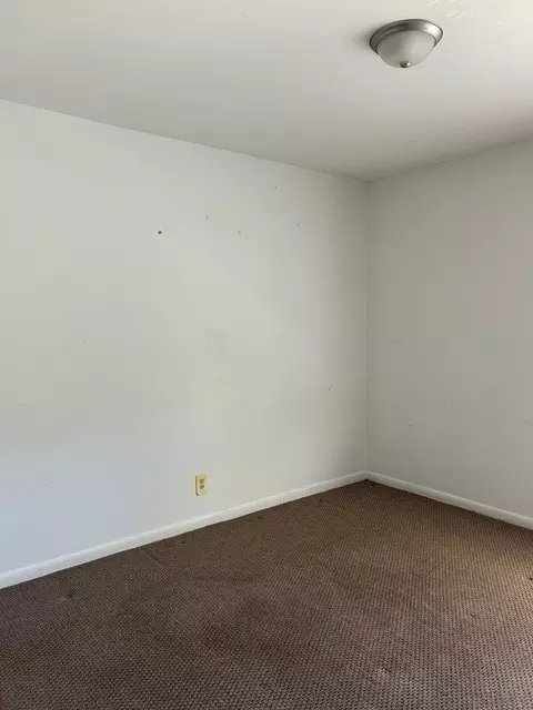 Bedroom - 329 Shield Ct, Bolingbrook, IL 60440 photo 6 of 7
