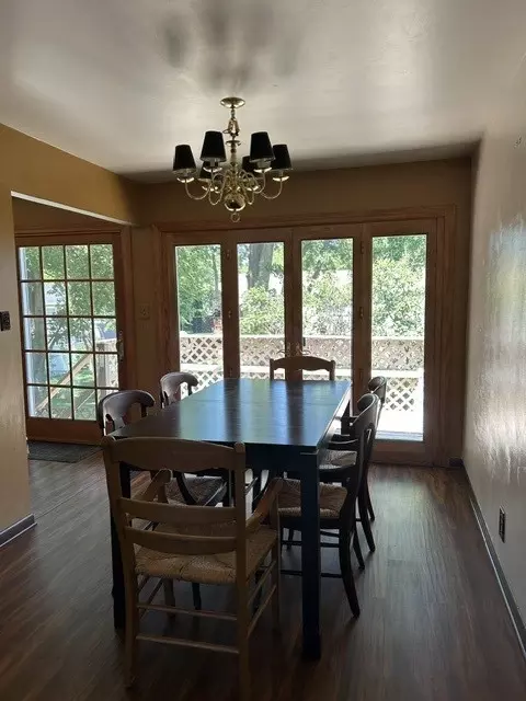 Dining - 329 Shield Ct, Bolingbrook, IL 60440 photo 2 of 2